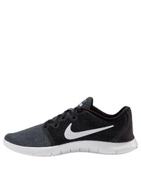 schwarze Sportschuhe von Nike