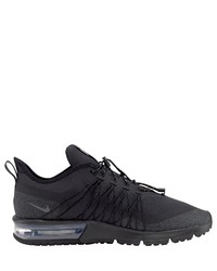 schwarze Sportschuhe von Nike