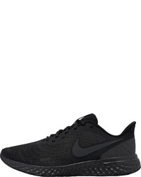 schwarze Sportschuhe von Nike