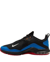 schwarze Sportschuhe von Nike