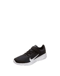 schwarze Sportschuhe von Nike