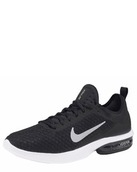 schwarze Sportschuhe von Nike