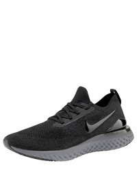 schwarze Sportschuhe von Nike