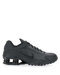 schwarze Sportschuhe von Nike