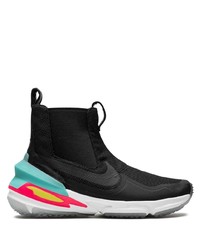 schwarze Sportschuhe von Nike