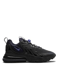 schwarze Sportschuhe von Nike