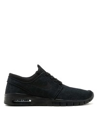 schwarze Sportschuhe von Nike