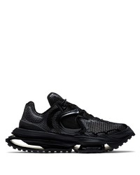 schwarze Sportschuhe von Nike