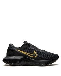 schwarze Sportschuhe von Nike