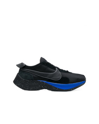 schwarze Sportschuhe von Nike