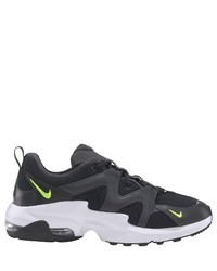 schwarze Sportschuhe von Nike Sportswear