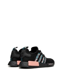 schwarze Sportschuhe von adidas