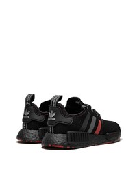 schwarze Sportschuhe von adidas