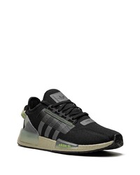 schwarze Sportschuhe von adidas