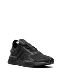 schwarze Sportschuhe von adidas