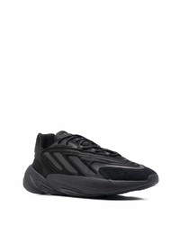 schwarze Sportschuhe von adidas