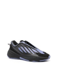 schwarze Sportschuhe von adidas