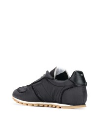 schwarze Sportschuhe von Maison Margiela