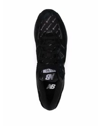 schwarze Sportschuhe von New Balance