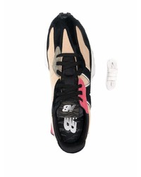 schwarze Sportschuhe von New Balance