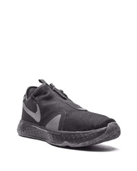 schwarze Sportschuhe von Nike