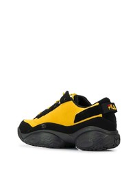 schwarze Sportschuhe von Fila