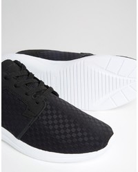 schwarze Sportschuhe von Pull&Bear