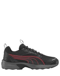 schwarze Sportschuhe von Puma