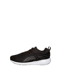 schwarze Sportschuhe von Puma