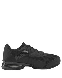 schwarze Sportschuhe von Puma