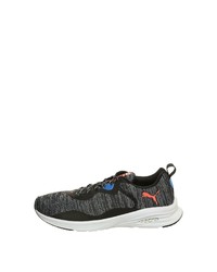 schwarze Sportschuhe von Puma