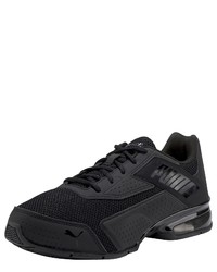 schwarze Sportschuhe von Puma