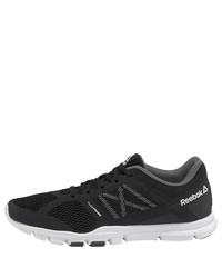 schwarze Sportschuhe von Reebok