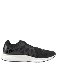 schwarze Sportschuhe von Reebok