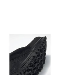 schwarze Sportschuhe von Reebok