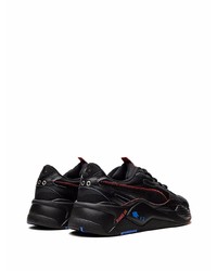 schwarze Sportschuhe von Puma