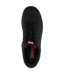 schwarze Sportschuhe von Camper