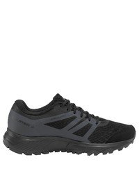 schwarze Sportschuhe von Salomon