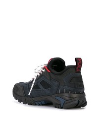 schwarze Sportschuhe von Heron Preston