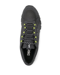 schwarze Sportschuhe von Asics