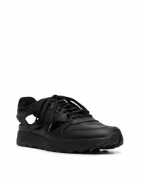 schwarze Sportschuhe von Maison Margiela x Reebok