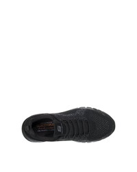 schwarze Sportschuhe von Skechers