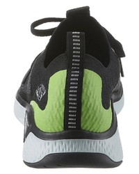 schwarze Sportschuhe von Skechers