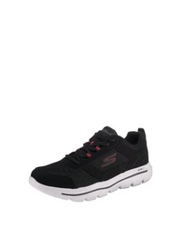 schwarze Sportschuhe von Skechers