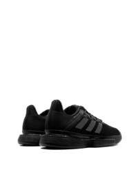 schwarze Sportschuhe von adidas