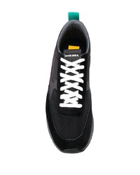 schwarze Sportschuhe von Diesel