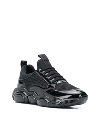 schwarze Sportschuhe von Moschino