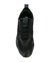 schwarze Sportschuhe von Puma