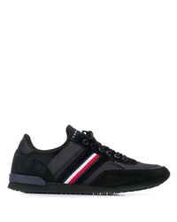 schwarze Sportschuhe von Tommy Hilfiger