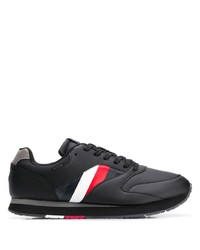 schwarze Sportschuhe von Tommy Hilfiger